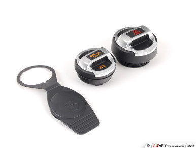 R8 Caps & Black Washer Fluid Reservoir Cap Set